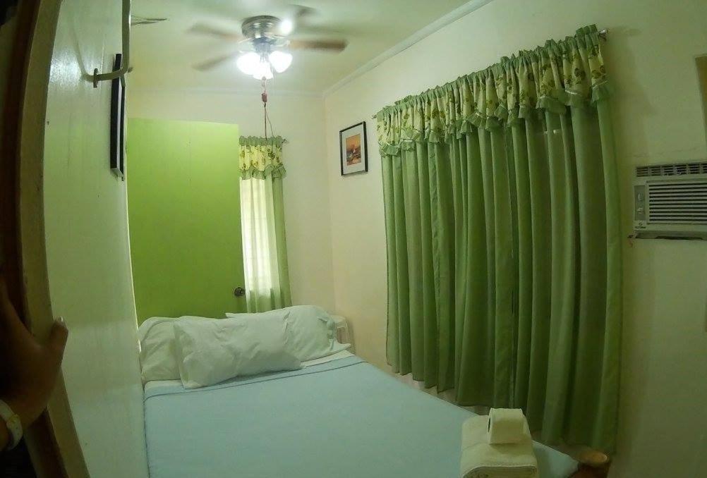 Cronin Residence Resort Oslob Exterior foto