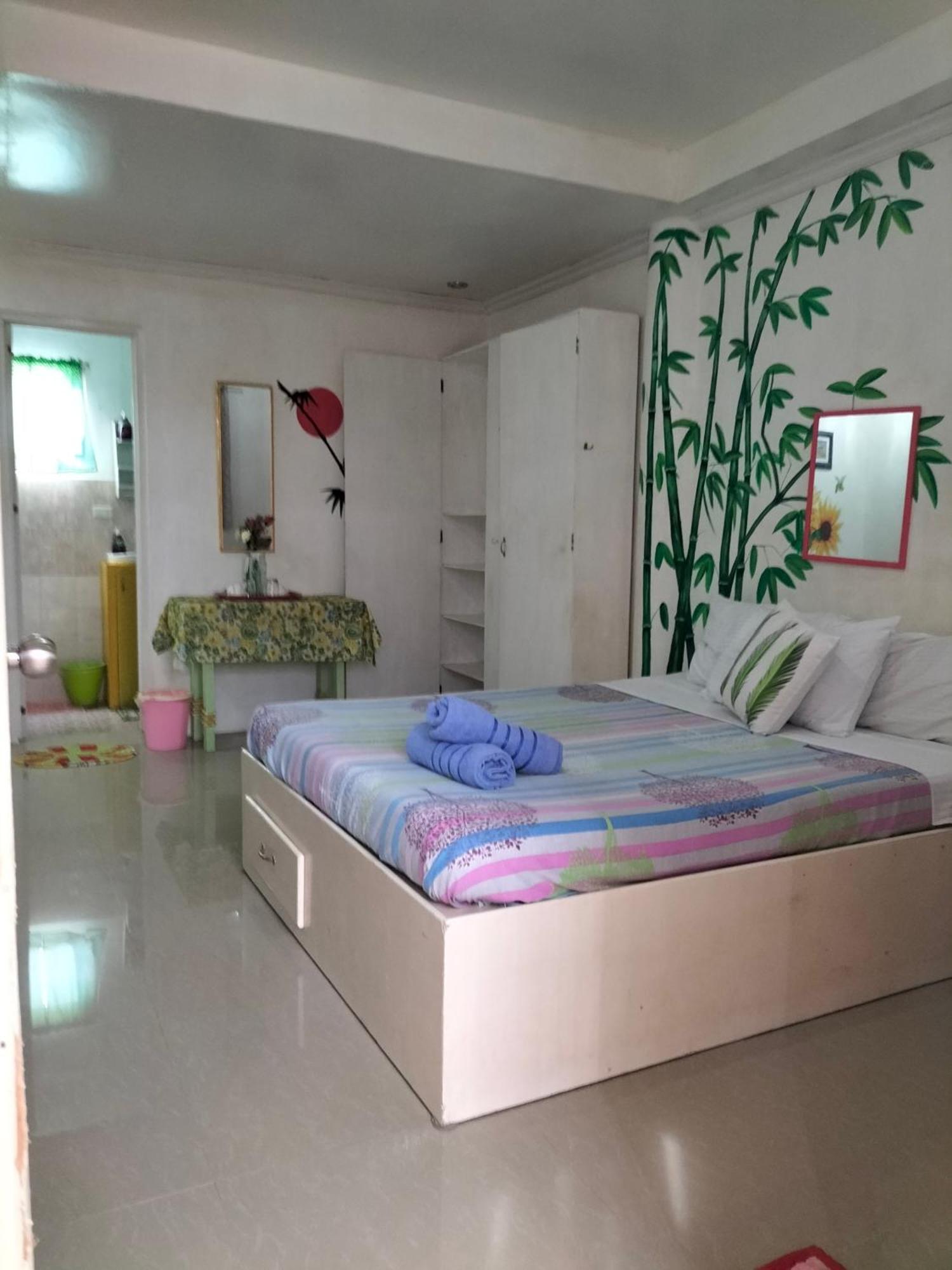 Cronin Residence Resort Oslob Exterior foto