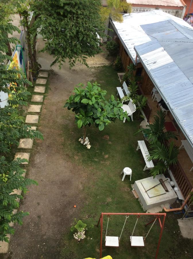 Cronin Residence Resort Oslob Exterior foto