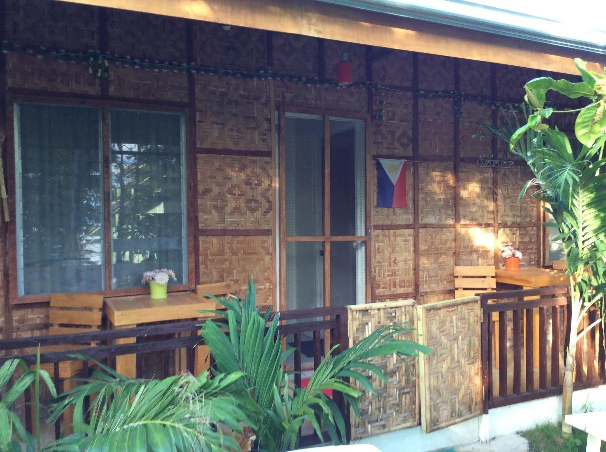 Cronin Residence Resort Oslob Exterior foto